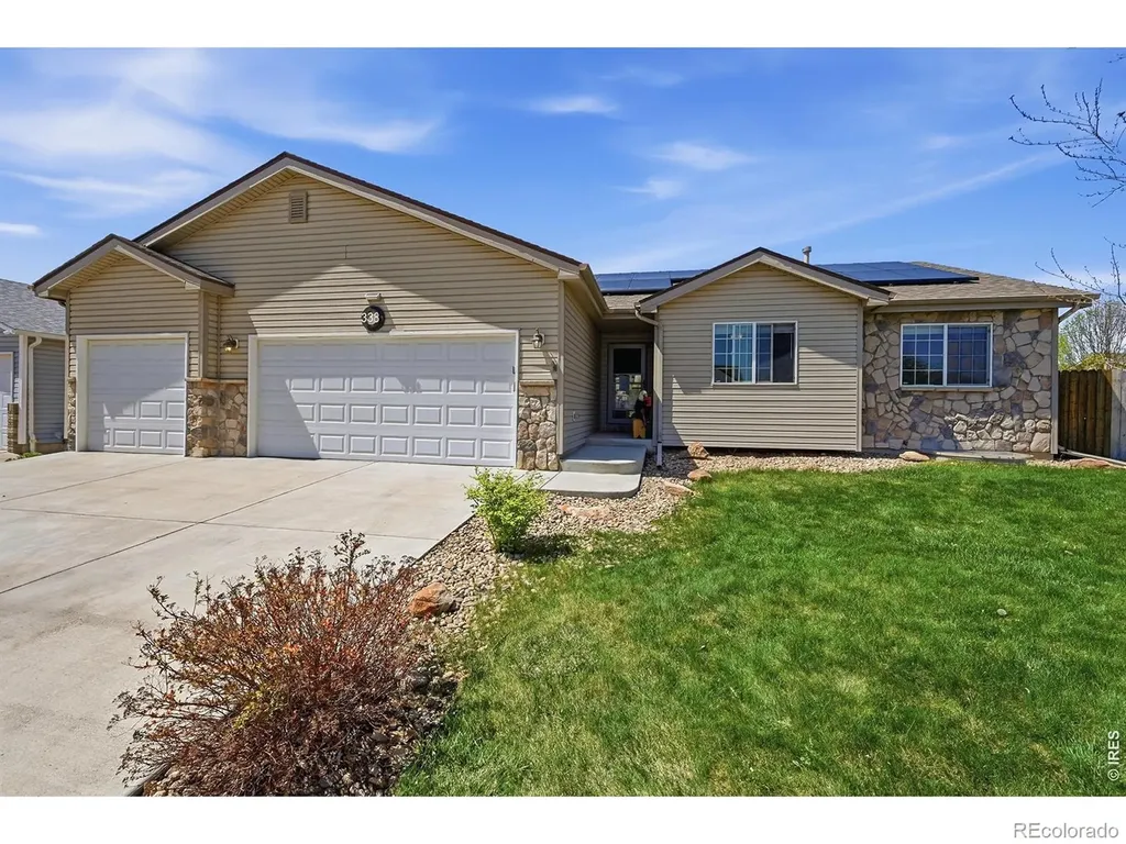 338 Hawthorne Avenue Johnstown CO 80534