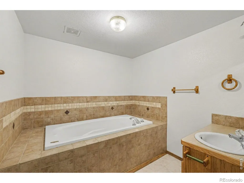 635 Ash Avenue Ault CO 80610