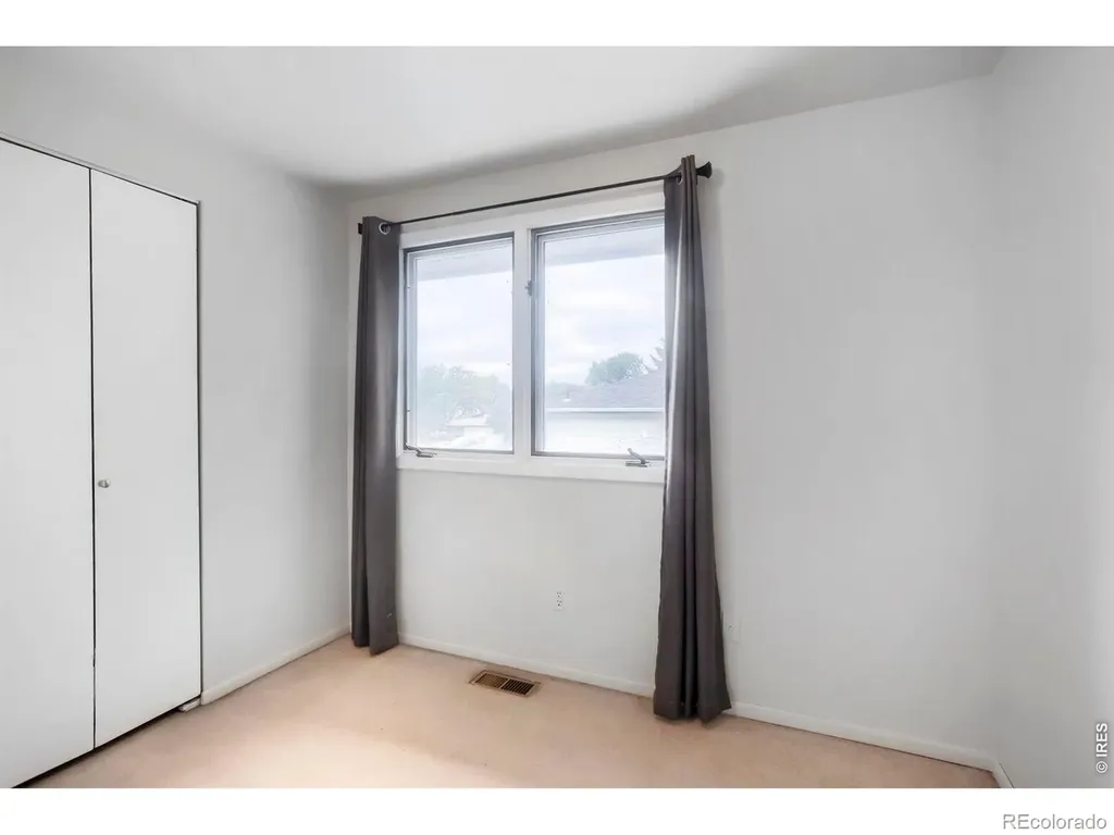 2123 Meadow Court Longmont CO 80501