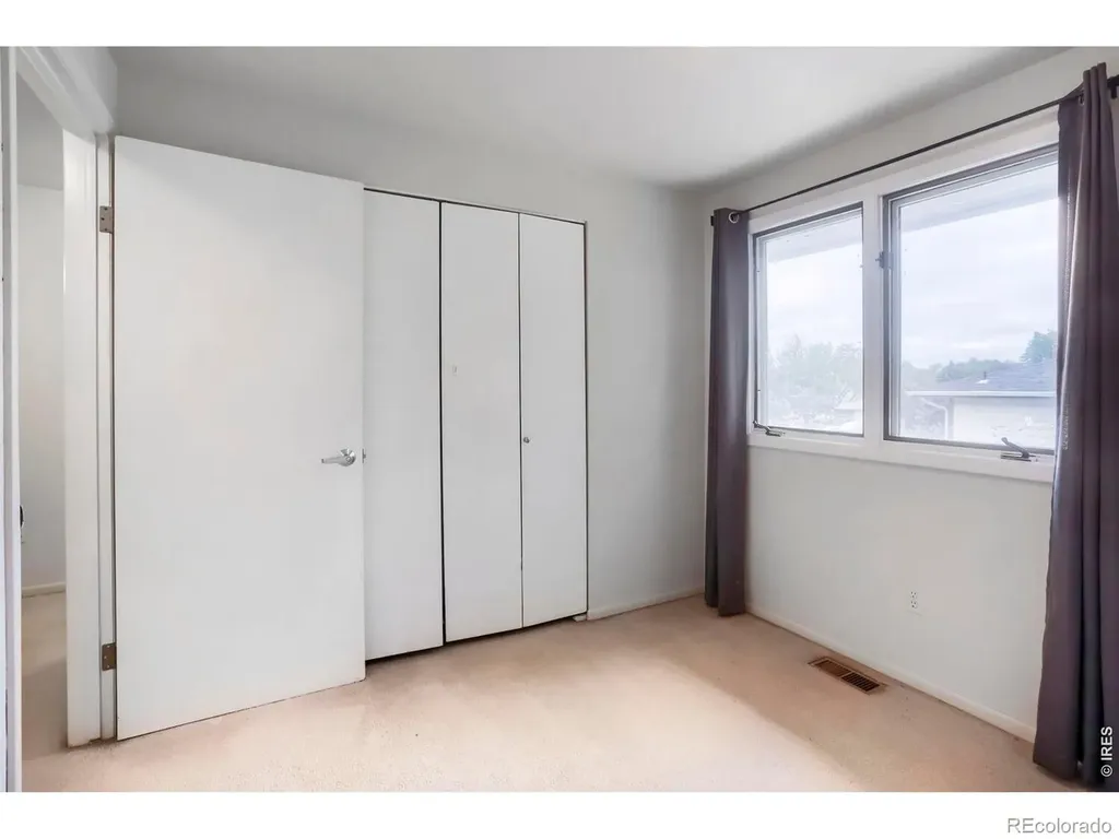2123 Meadow Court Longmont CO 80501