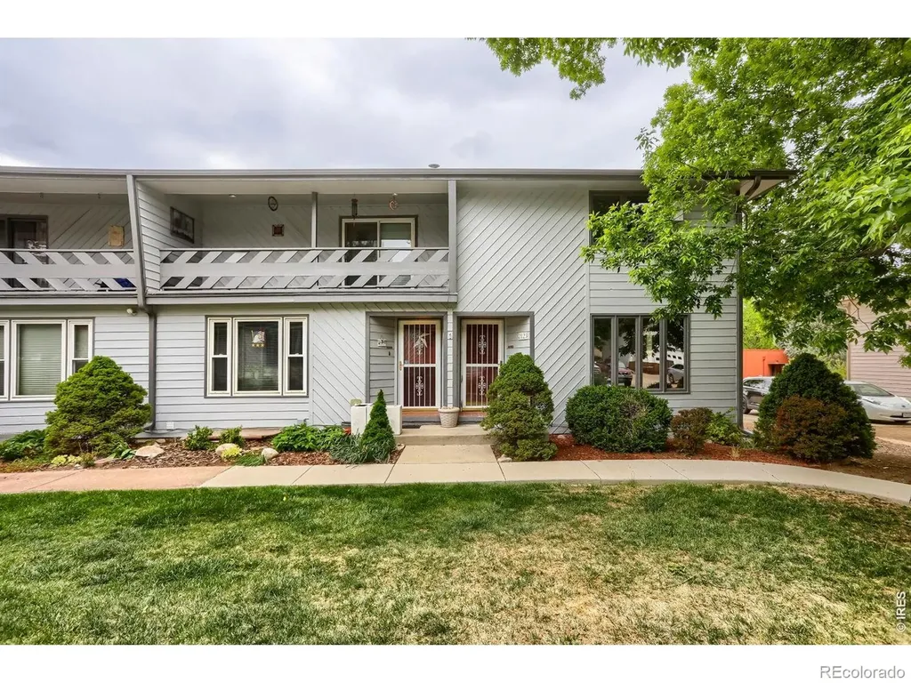 2123 Meadow Court Longmont CO 80501