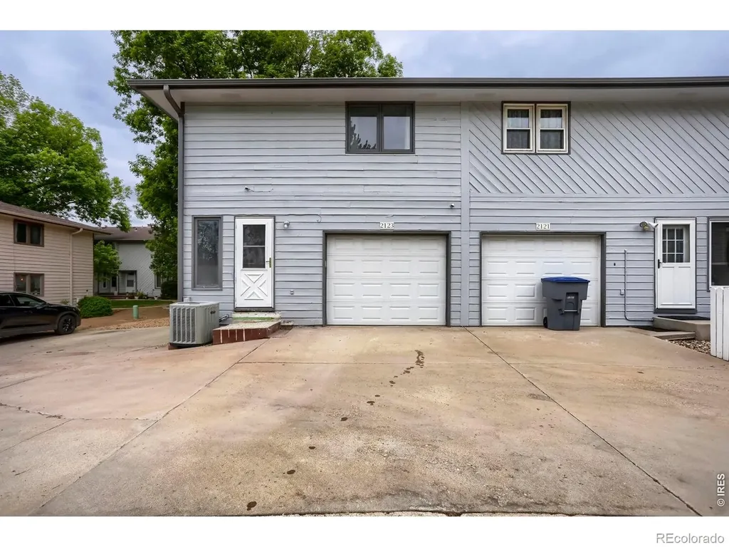 2123 Meadow Court Longmont CO 80501