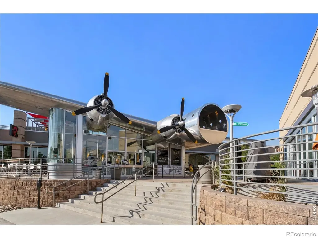 2057 Ironton Street Aurora CO 80010