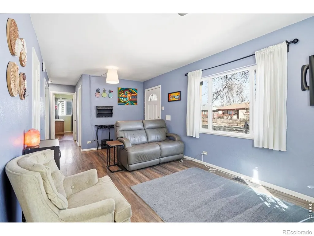 2057 Ironton Street Aurora CO 80010