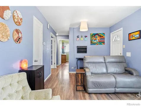 2057 Ironton Street Aurora CO 80010