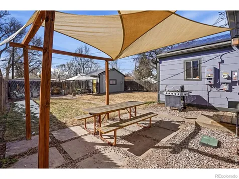 2057 Ironton Street Aurora CO 80010