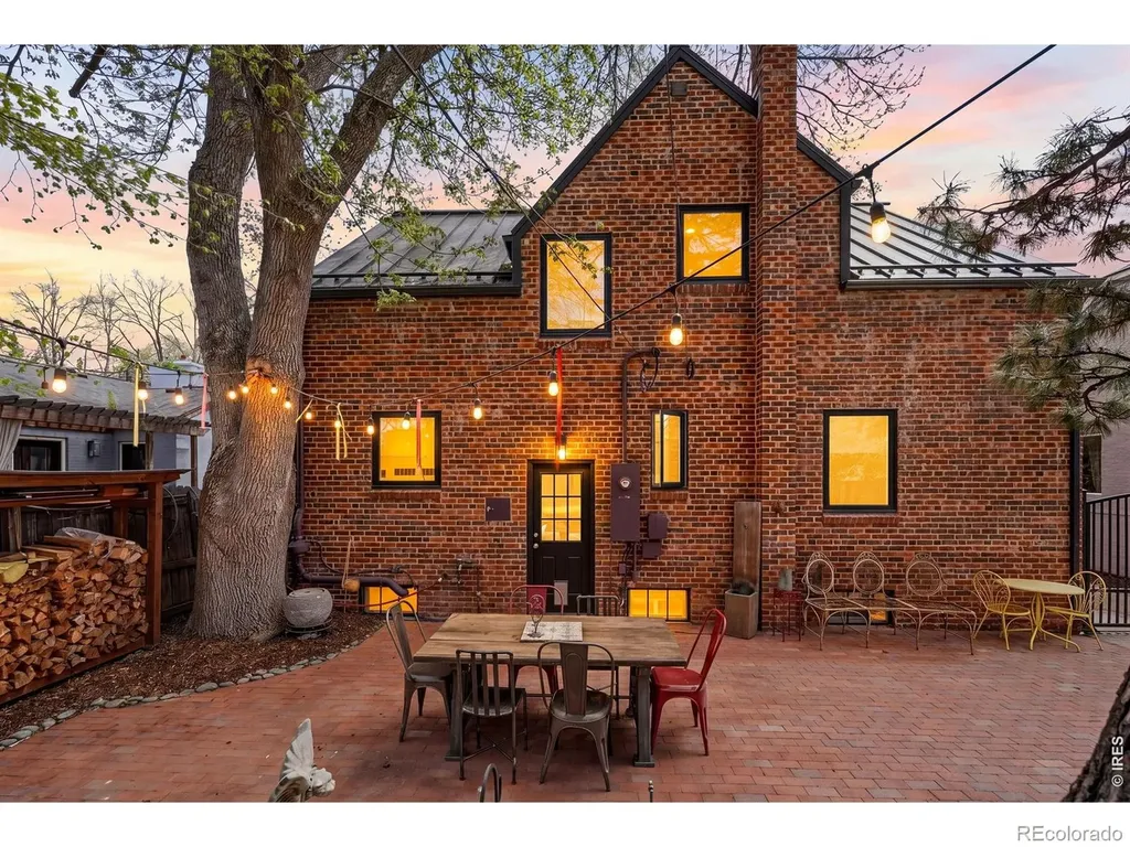1533 Oneida Street Denver CO 80220
