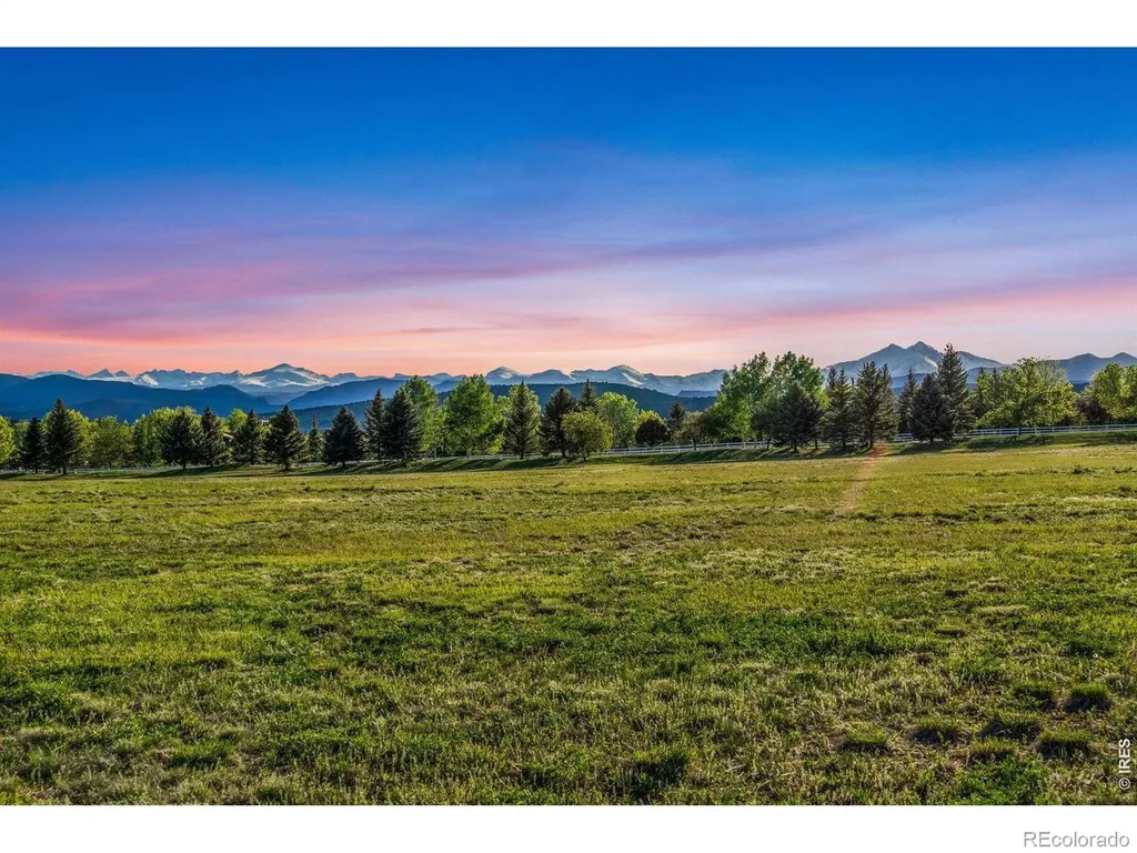 9715 Meadow Ridge Lane Longmont CO 80504
