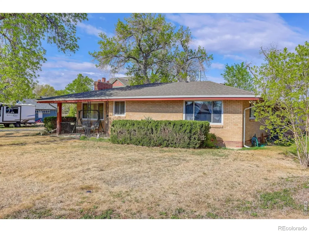 1035 N 4th Street Berthoud CO 80513