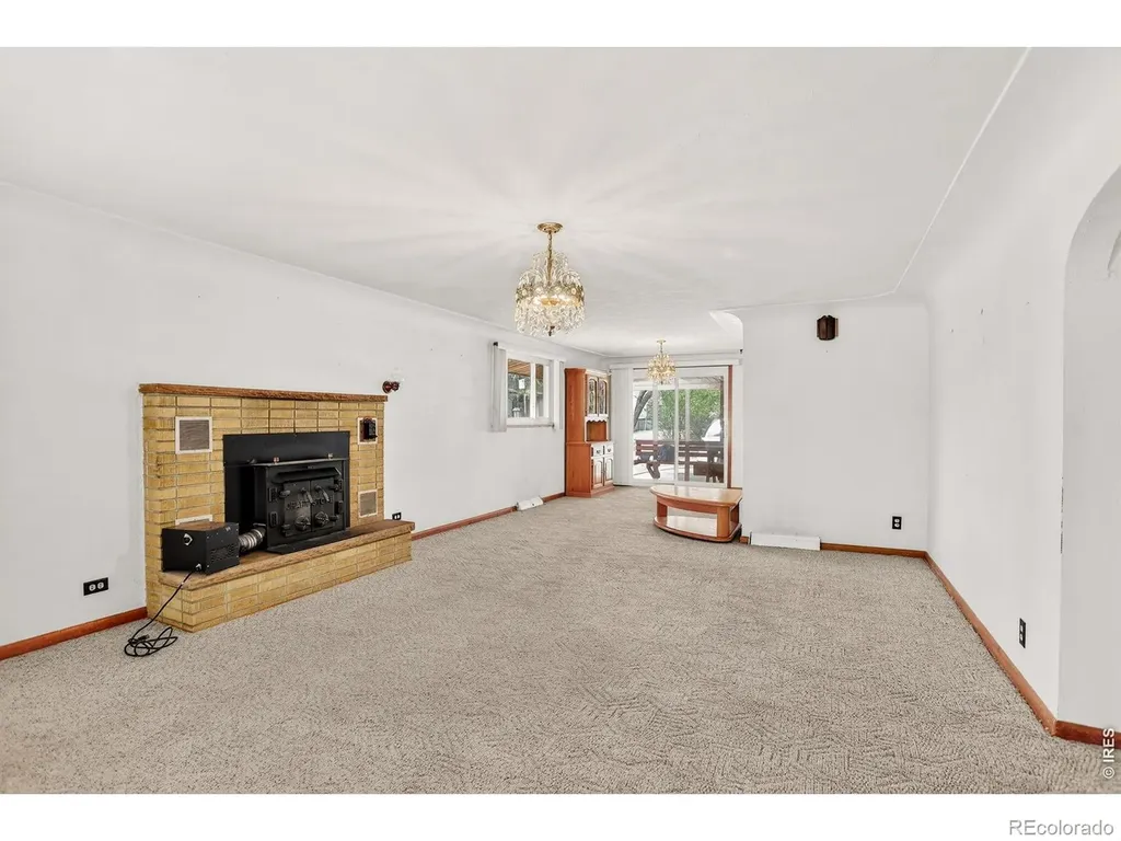 1035 N 4th Street Berthoud CO 80513