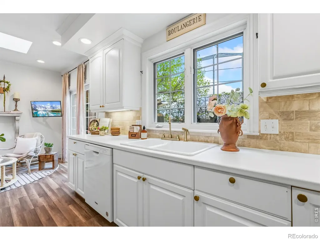 2762 Nottingham Square Fort Collins CO 80526