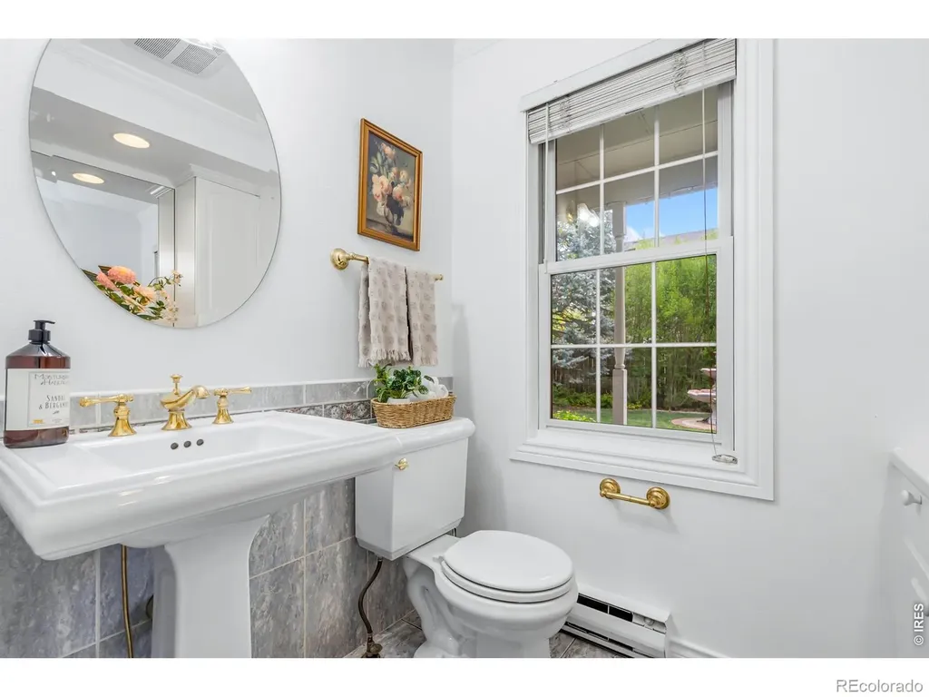 2762 Nottingham Square Fort Collins CO 80526
