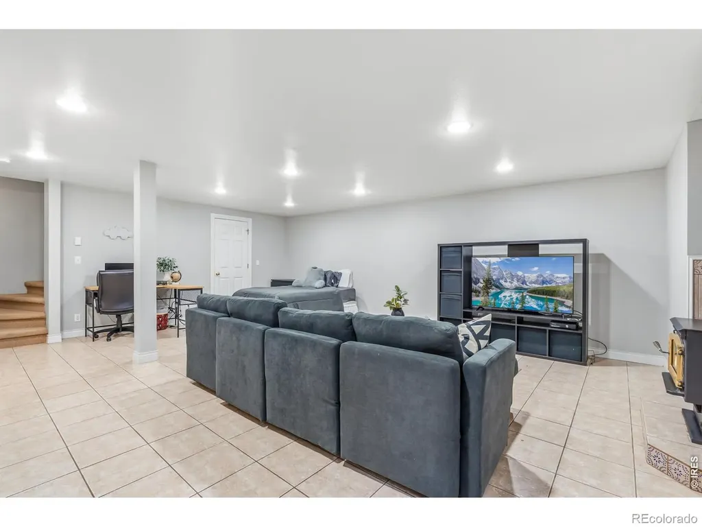 2762 Nottingham Square Fort Collins CO 80526