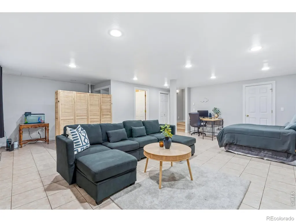 2762 Nottingham Square Fort Collins CO 80526