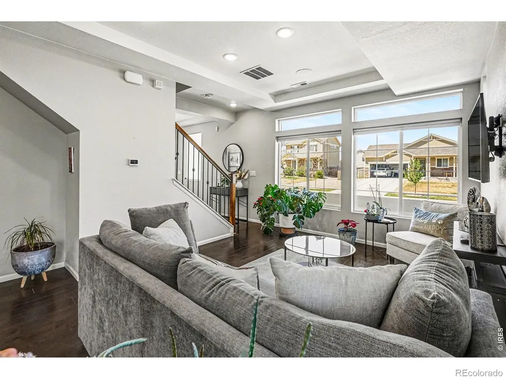 185 S Oak Hill Street Aurora CO 80018