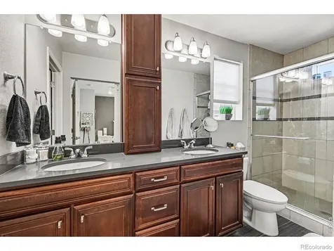 185 S Oak Hill Street Aurora CO 80018