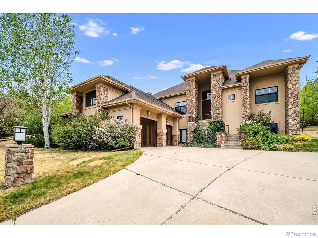 4080 Greens Place Longmont CO 80503