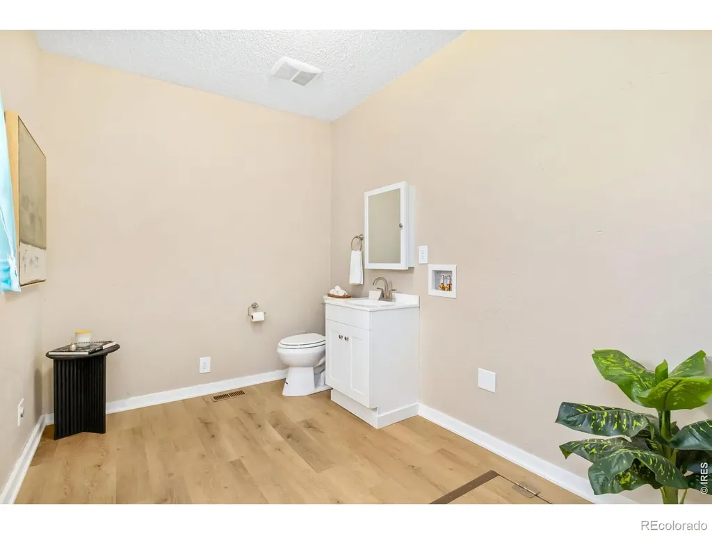1339 E 4th Street Loveland CO 80537