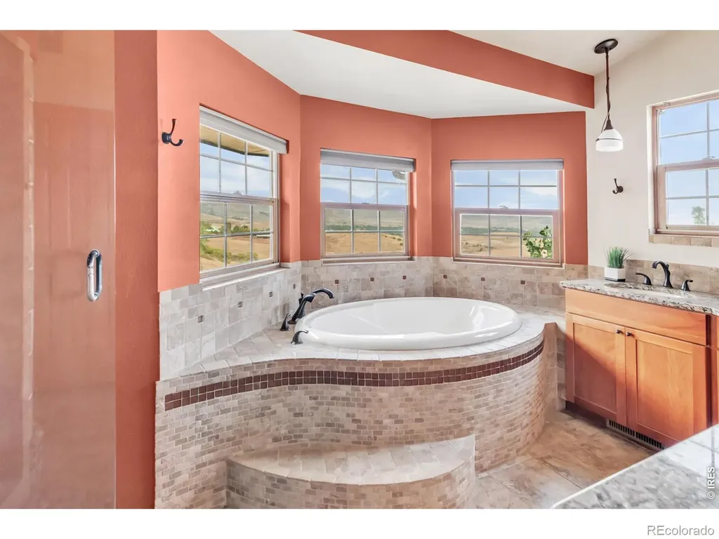 11730 Pointe View Drive Longmont CO 80503