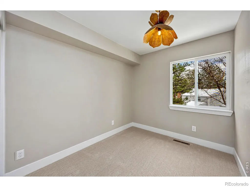 7128 S Glencoe Court Centennial CO 80122