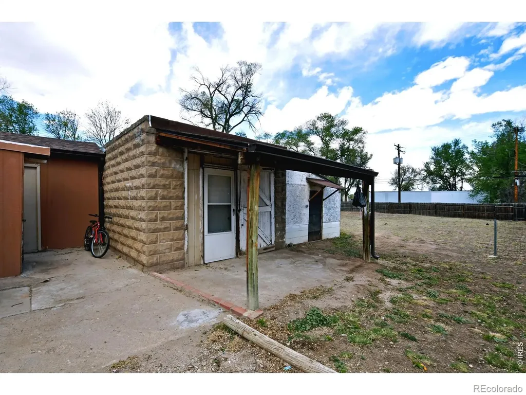 913 4th Street Greeley CO 80631