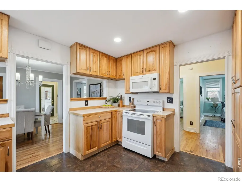 211 E Geneseo Street Lafayette CO 80026