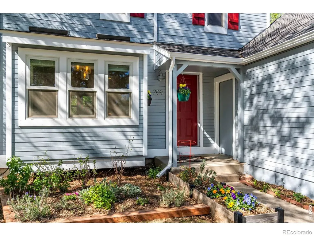 209 W Sycamore Lane Louisville CO 80027