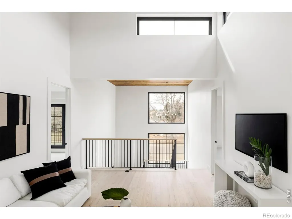 1060 S Garfield Street Denver CO 80209