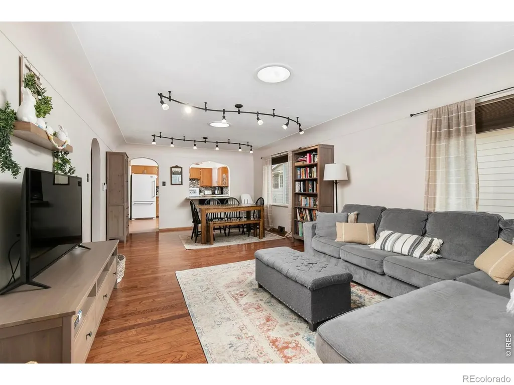9 Cottonwood Avenue Eaton CO 80615