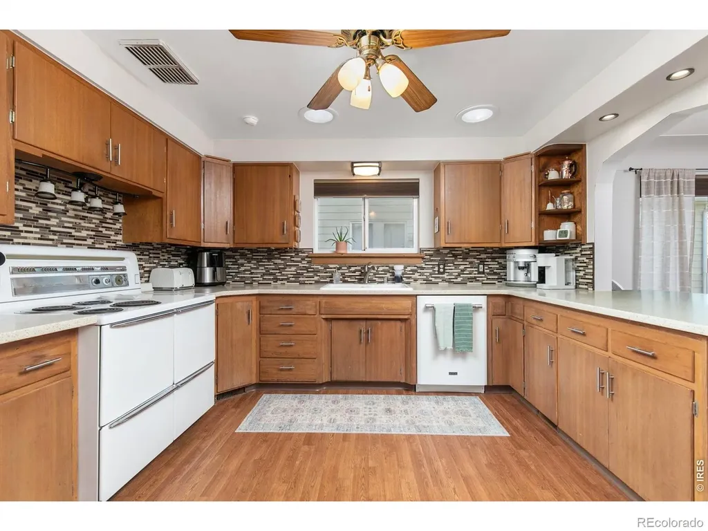 9 Cottonwood Avenue Eaton CO 80615