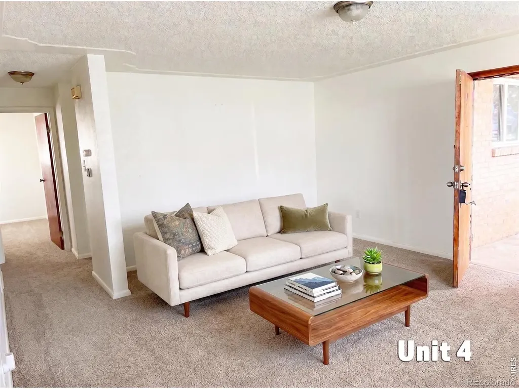 706 Darby Court Longmont CO 80501