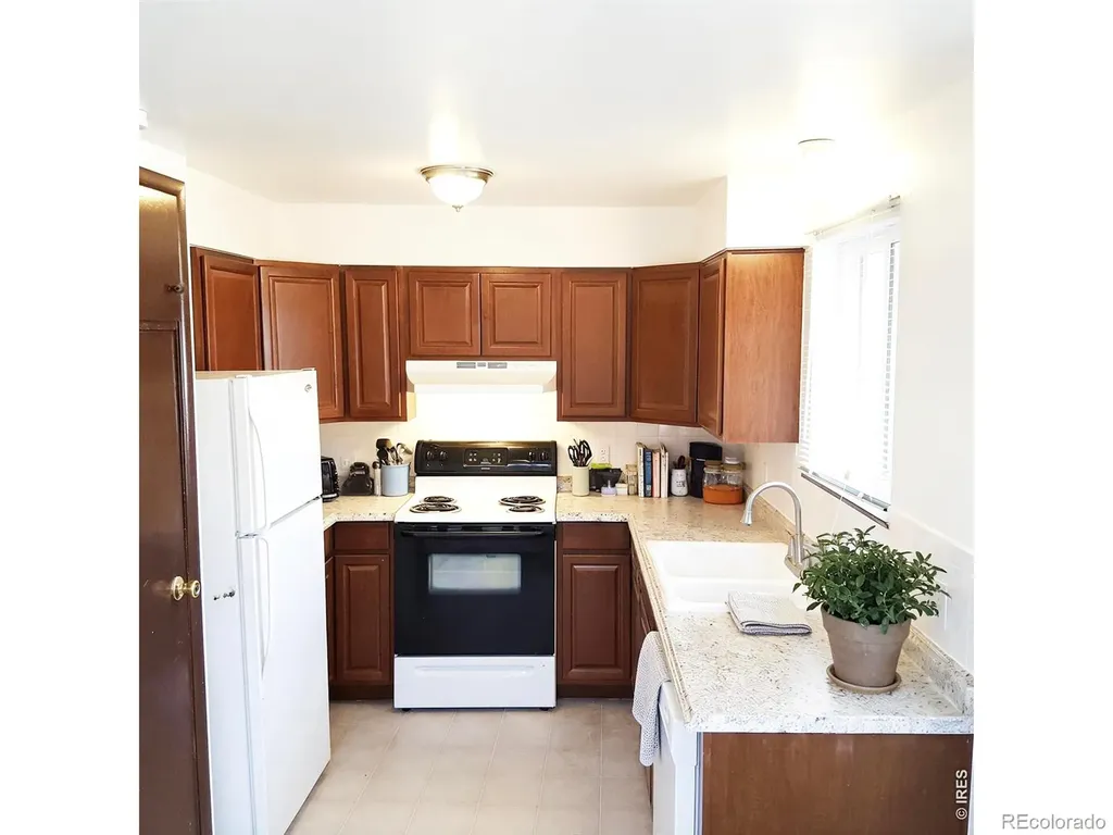 706 Darby Court Longmont CO 80501