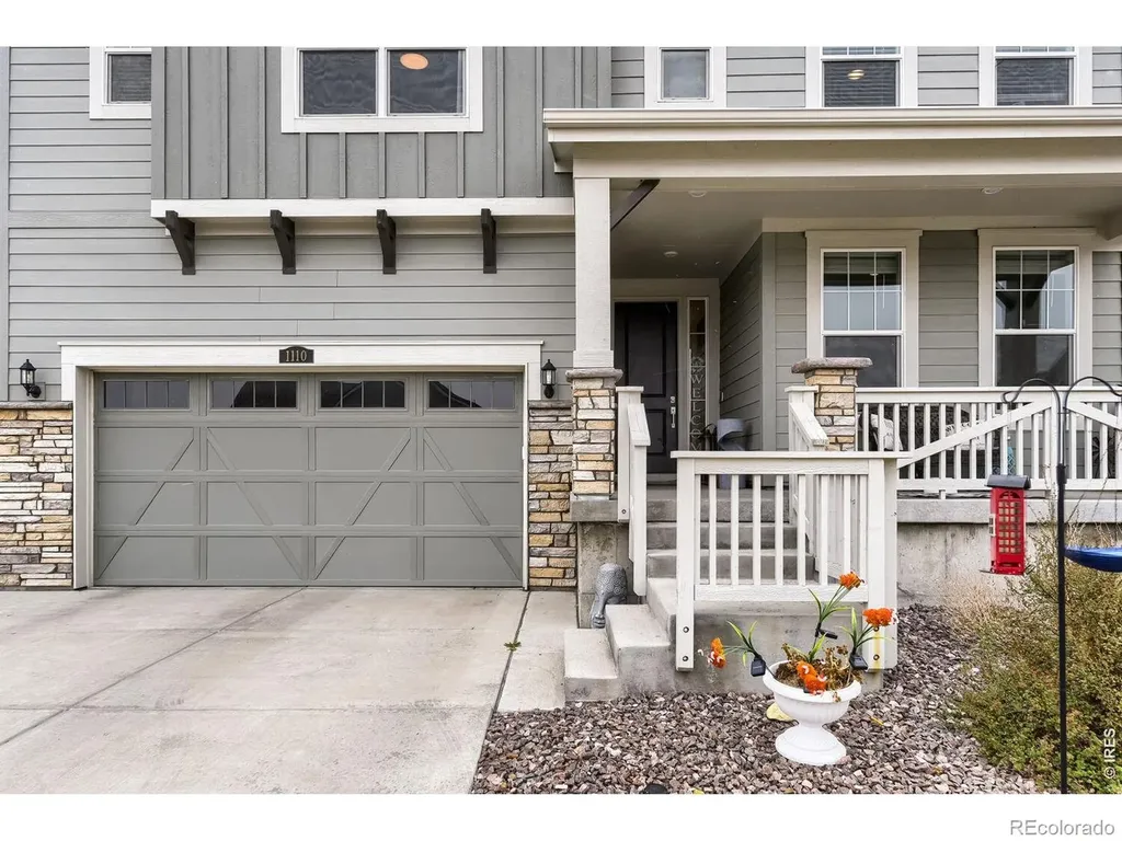 1110 Horsetail Loop Elizabeth CO 80107