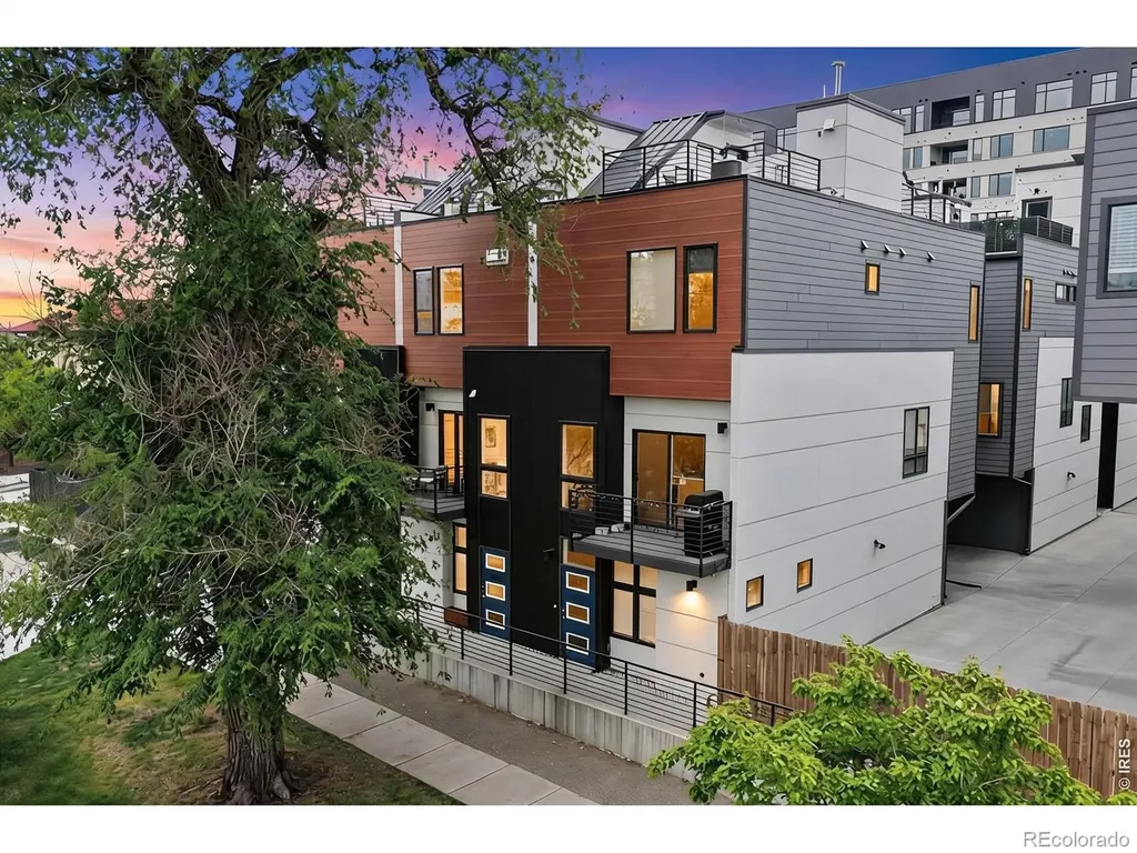 3264 W Conejos Place Denver CO 80204