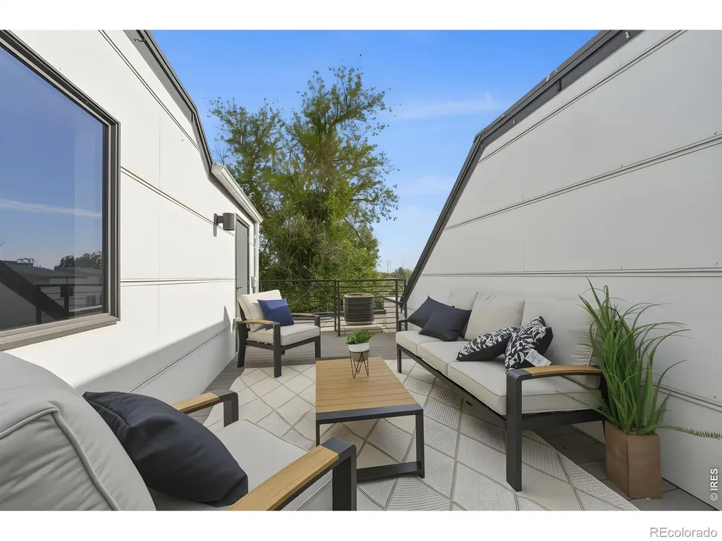 3264 W Conejos Place Denver CO 80204