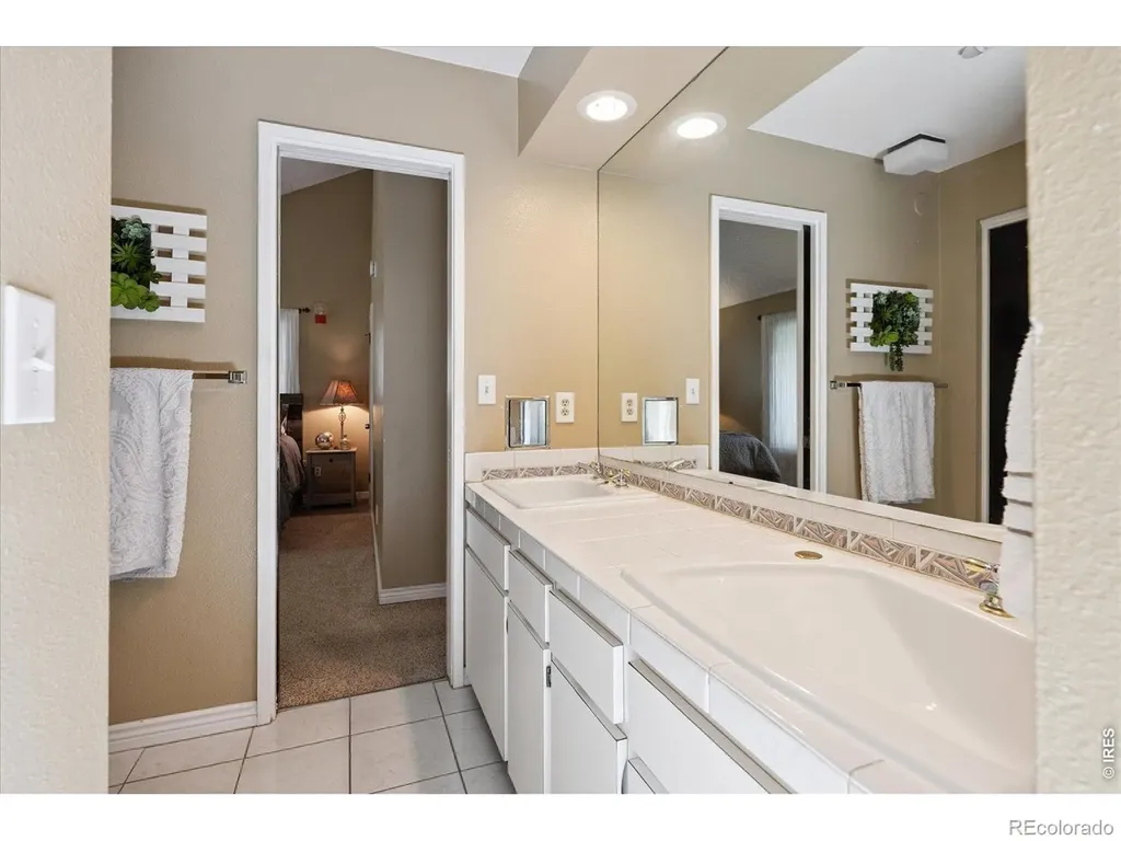 2276 S Dayton Street Denver CO 80231