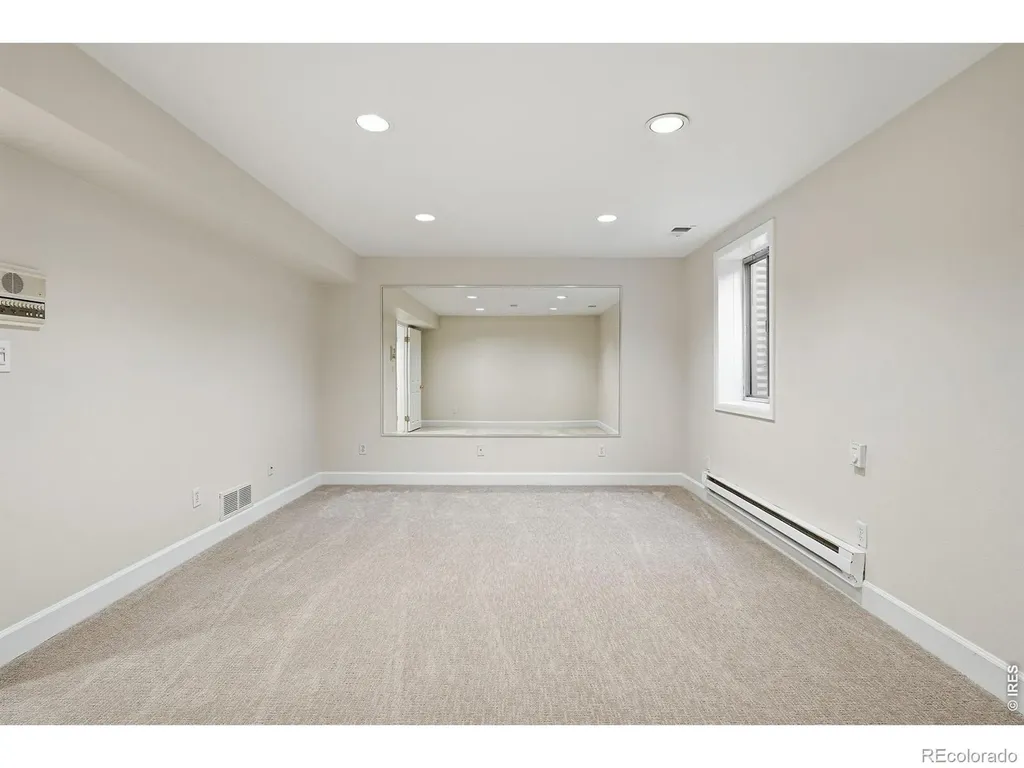 944 Ivanhoe Street Denver CO 80220