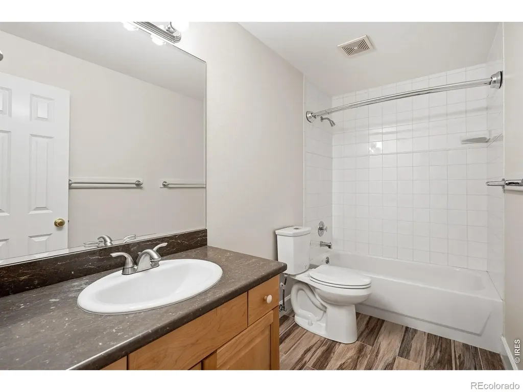 944 Ivanhoe Street Denver CO 80220