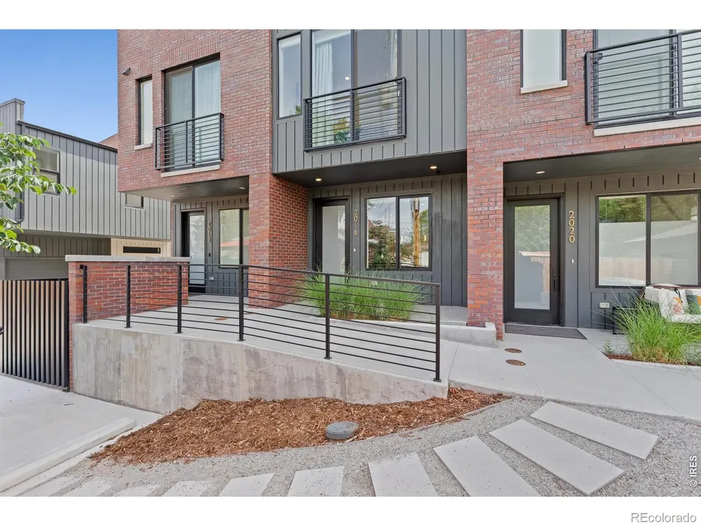 2016 W 46th Avenue Denver CO 80211