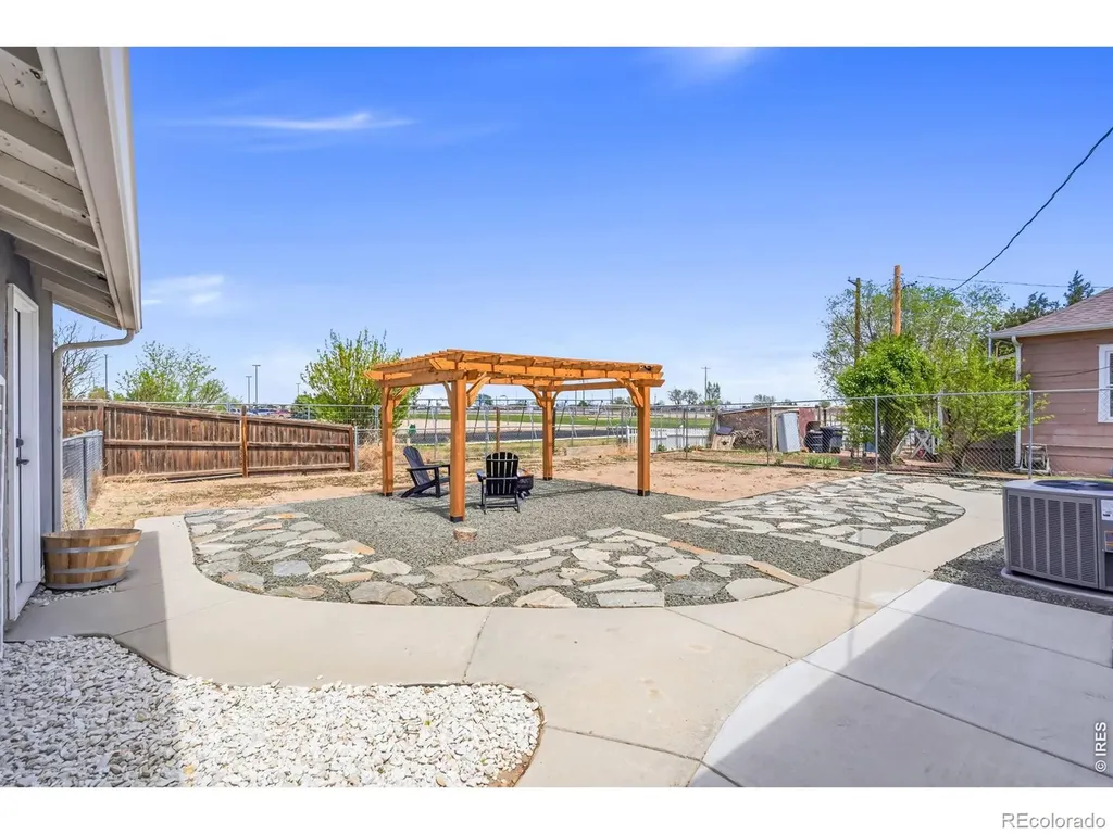 147 E Park Avenue Pierce CO 80650