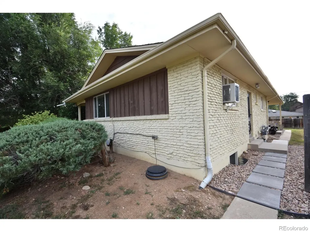 650-654 Inca Parkway Boulder CO 80303