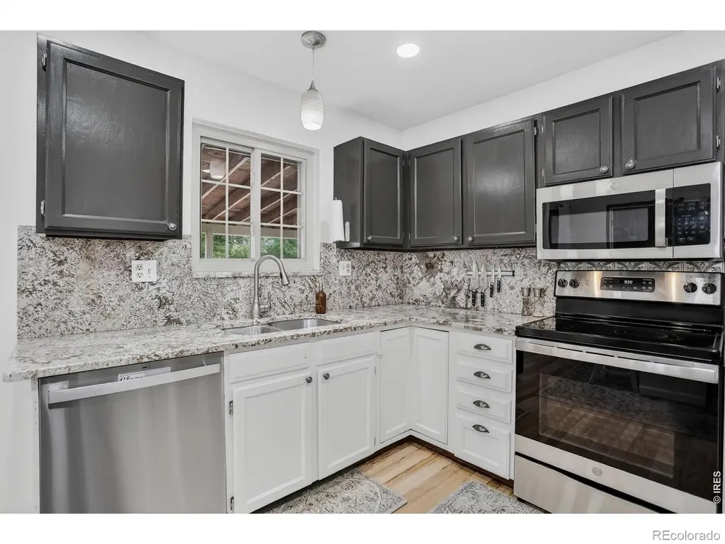 1027 Cottonwood Drive Windsor CO 80550