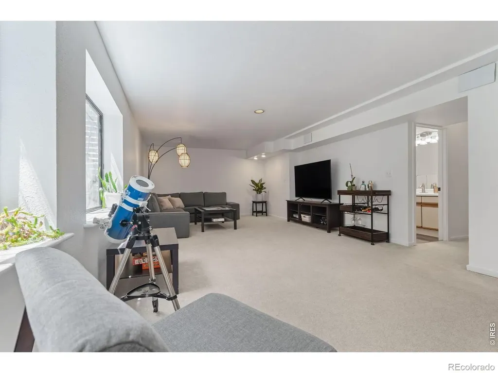 4461 Pembroke Boulder CO 80301
