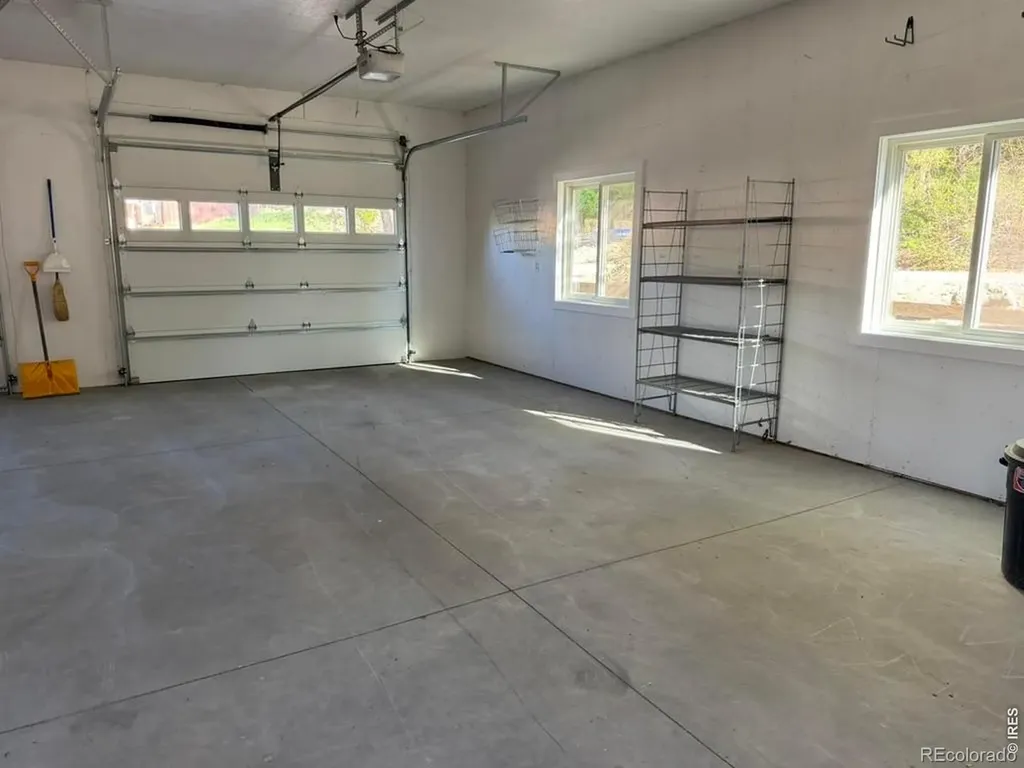 323 Douglas Street Wray CO 80758