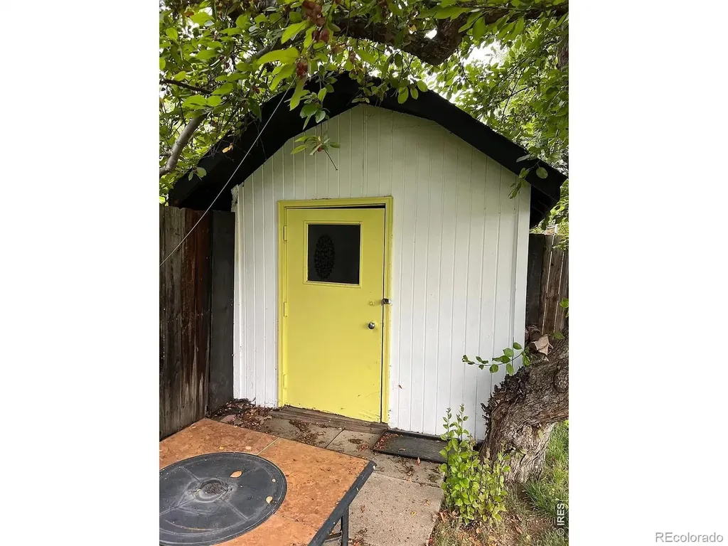4256 Graham Court Boulder CO 80305