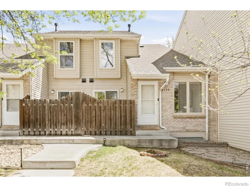 2106 Meadow Court Longmont CO 80501