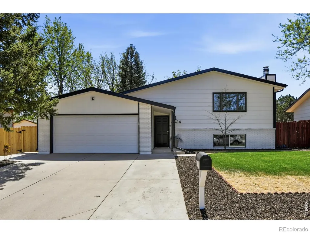 4424 W 2nd Street Greeley CO 80634