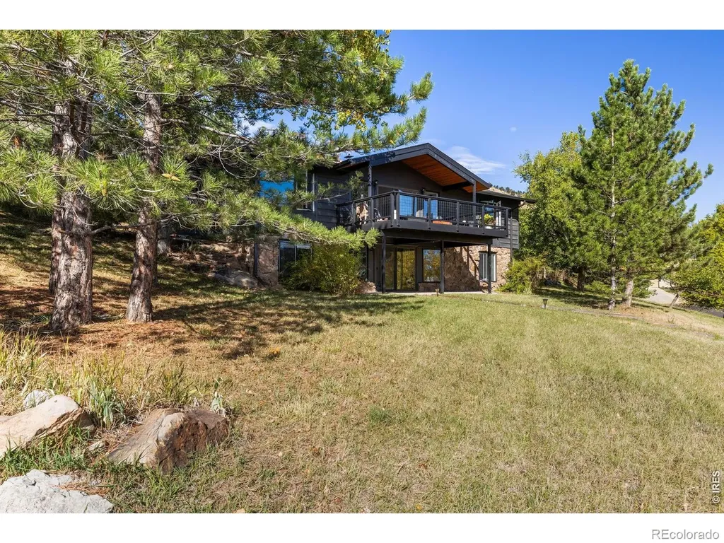 255 Linden Drive Boulder CO 80304