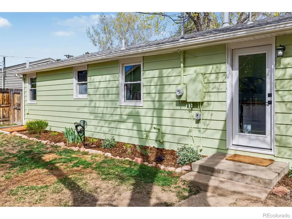 757 Lashley Street Longmont CO 80504