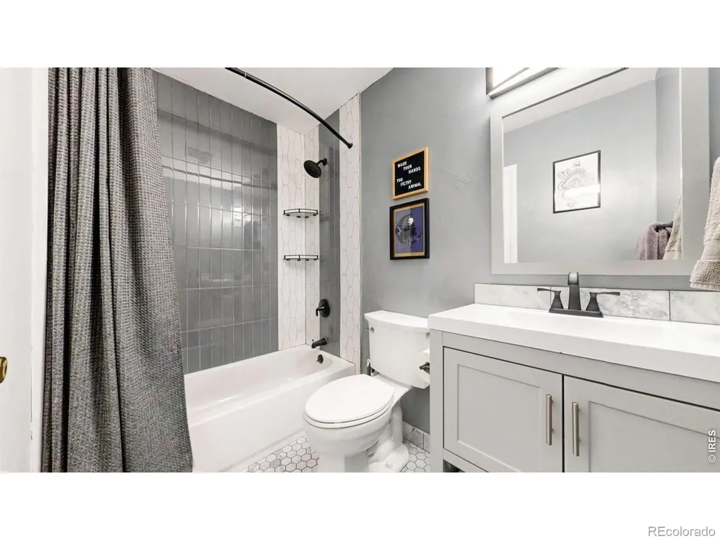 3354 S Flower Street Lakewood CO 80227